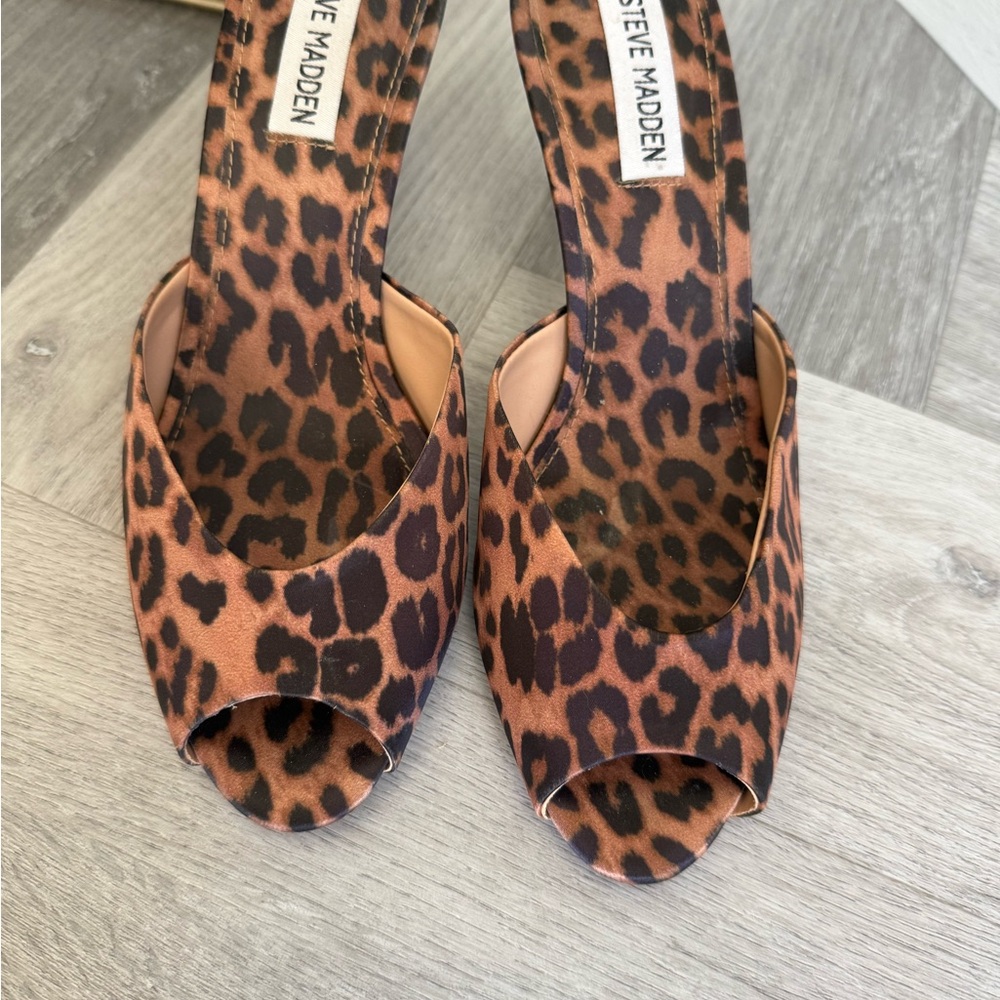 Steve Madden Leopard Print